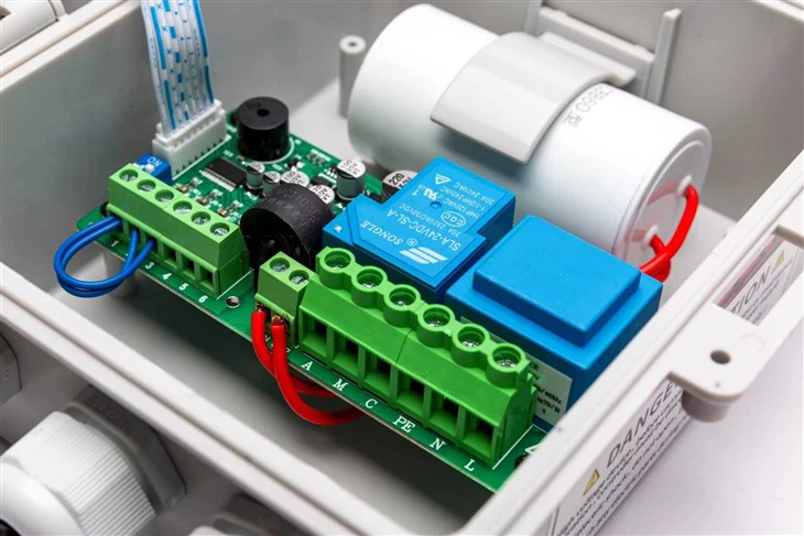 Single Phase Motor Protector Box